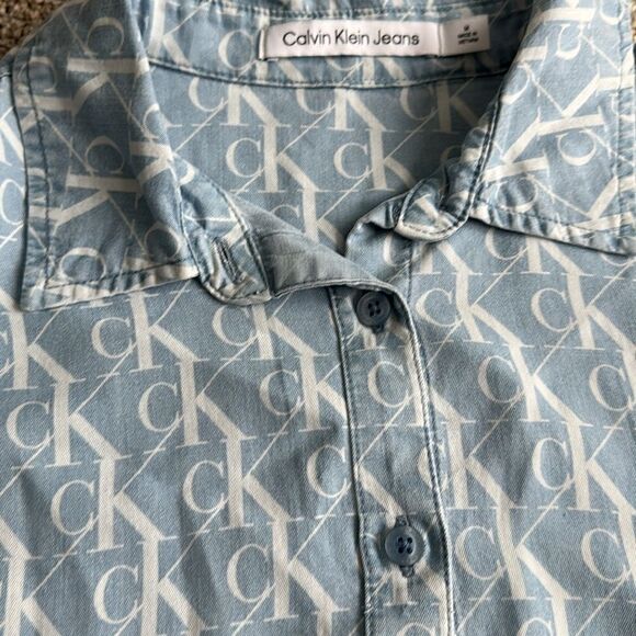 NWT CALVIN KLEIN JEANS MONOGRAM TENCEL BUTTON DOWN SHIRT - Picture 3 of 3